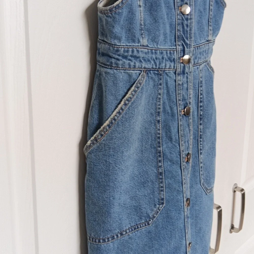 Like-New Ptp15" H&M Blue Denim Button Down Dress - Picture 9 of 16